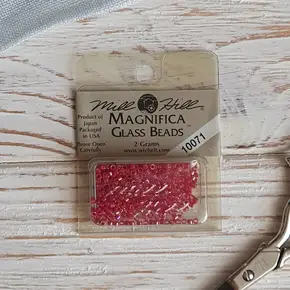 Бісер Magnificia Glass Beads Mill Hill 10071