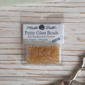 Petite Glass Beads Mill Hill 42019