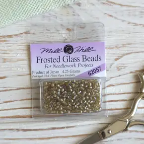 Frosted Glass Beads Mill Hill 62057