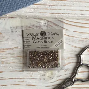 Бісер Magnificia Glass Beads Mill Hill 10012