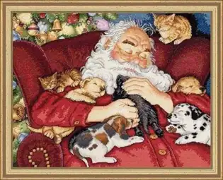 Готова вишита картина за набором Dimensions 70-08836 "Santa's Nap" (Сплячий Санта). На зображенні деталізований сюжет із Санта-Клаусом, який заснув у кріслі після розвезення подарунків, виконаний у затишних теплих кольорах на канві Аїда 18 з використанням техніки лічильного хреста та художнього бекстітчу