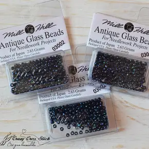 Оригінальний антикварний бісер для вишивки Mill Hill Antique Glass Beads 11/0 артикул 03002 насиченого сталевого відтінку у фірмовому блістері (2,63 г), що представлений в інтернет-магазині Crazy Cross Stitch.