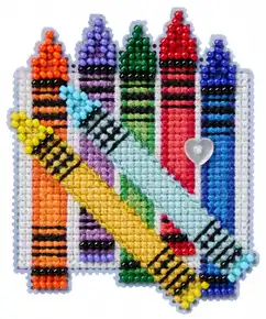 Готова вишита фігурка з набору-магніту Mill Hill Colorful Crayons MH182625 (Кольорові олівці) з кольоровим бісером та скляним сердечком — купити оригінальний набір для рукоділля в інтернет-магазині Crazy Cross Stitch